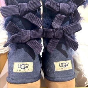 Blue bow ugg boots. Size 7. Box is for another pair I bought but have box